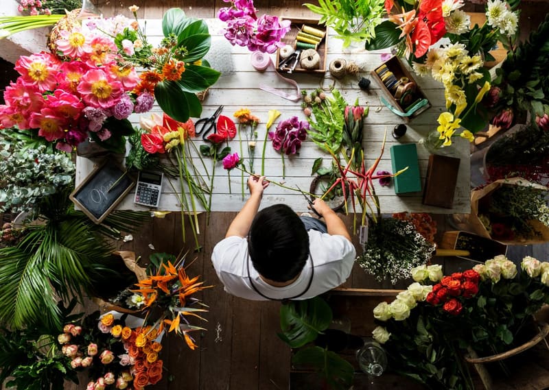 a florist bench seen from above