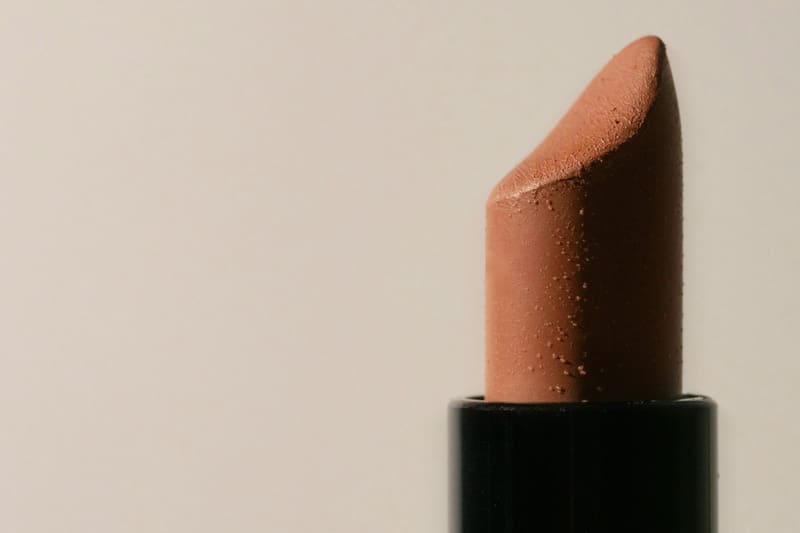 a nude lipstick