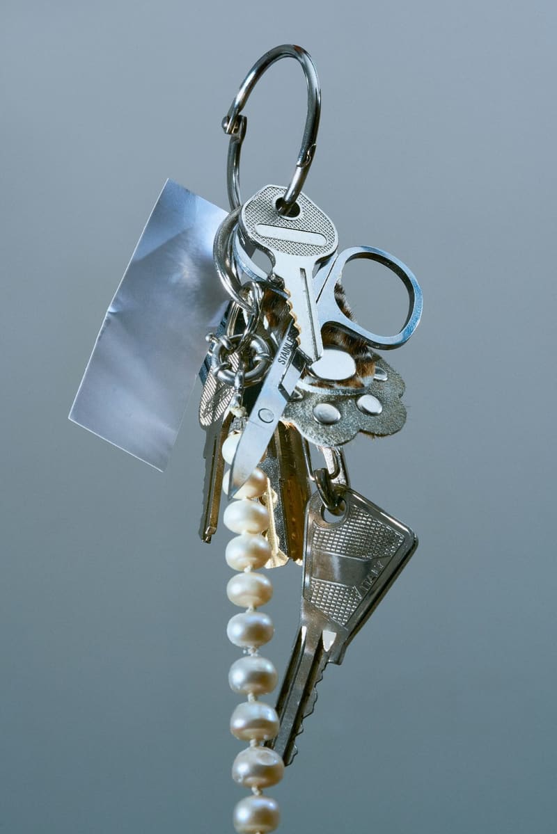 a bunch of keys on a ring